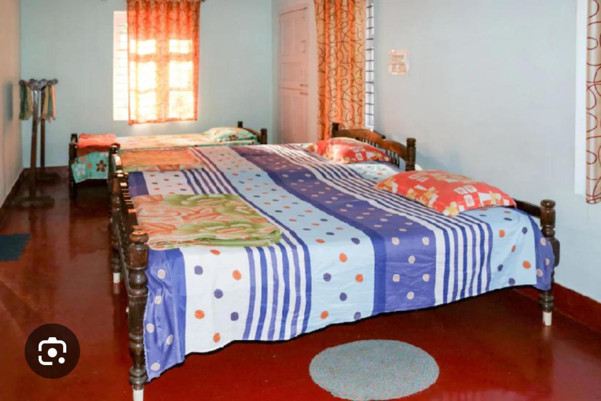 Coorg Naladi Holidays Kakkabe Luaran gambar
